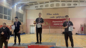 VIII МЕЖРЕГИОНАЛЬНЫЙ ТУРНИР ПО АРМРЕСТЛИНГУ «НОВОГОДНИЙ»